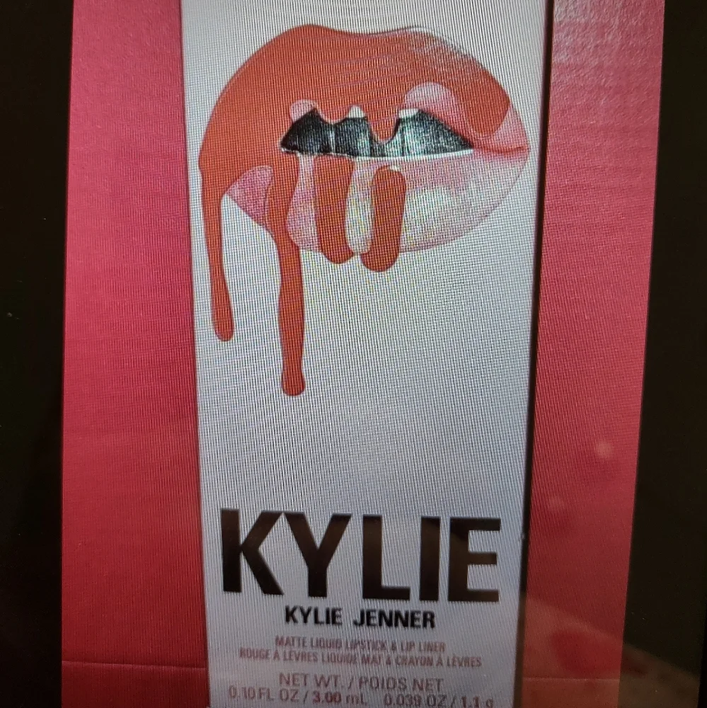 HP BNIB Kylie Cosmetics~ Kristen Matte Liquid Lipstick & Lip liner 500 - Picture 1 of 10
